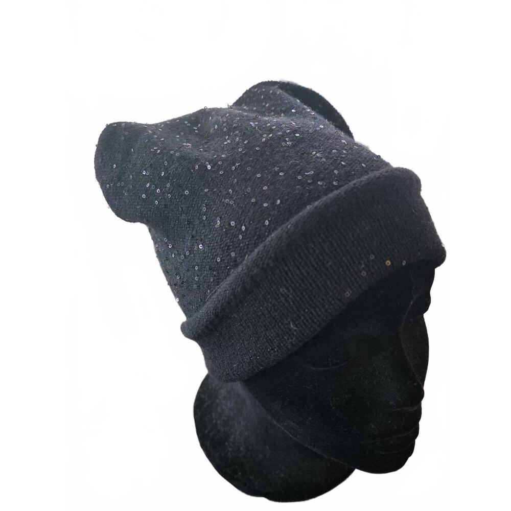 NEW ECHO slouch beanie in black sequin